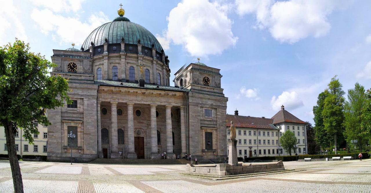 C2 Albmatte-Fewo , Hallenbad Aussenbecken Massagen Nebenan St. Blasien Kültér fotó